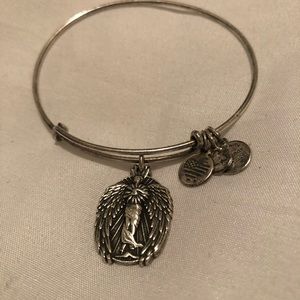 DISC Alex & Ani Guardian of Knowledge bracelet